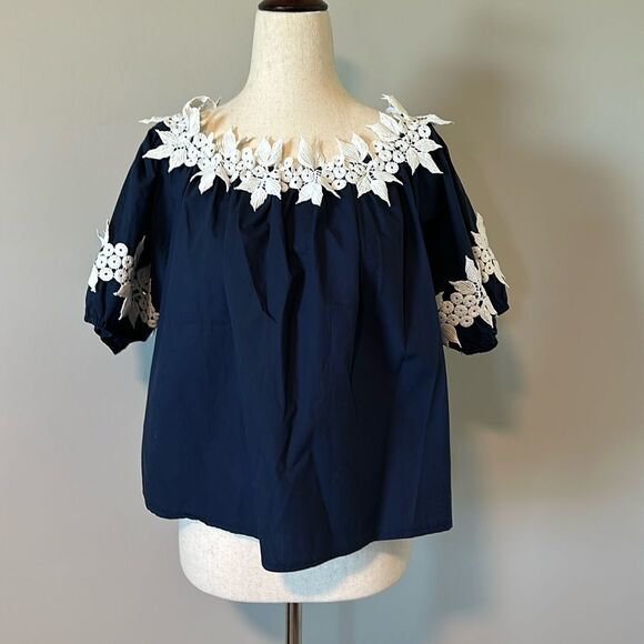 Sz 1 Forever Unique navy with white floral short sleeve blouse - Picture 1 of 8